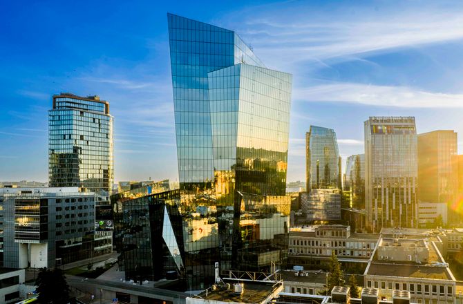 Kāpēc Latvijas privātajiem investoriem fondā “Baltic Core Property Fund” jāinvestē vismaz 100 000 eiro, kamēr Lietuvā un Igaunijā pietiek ar 1 eiro?