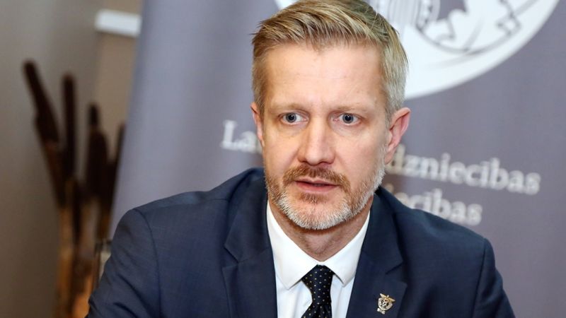 LTRK prasa atbildīgi izturēties pret finanšu sektora problēmām; paredz ietekmi uz valsts budžetu