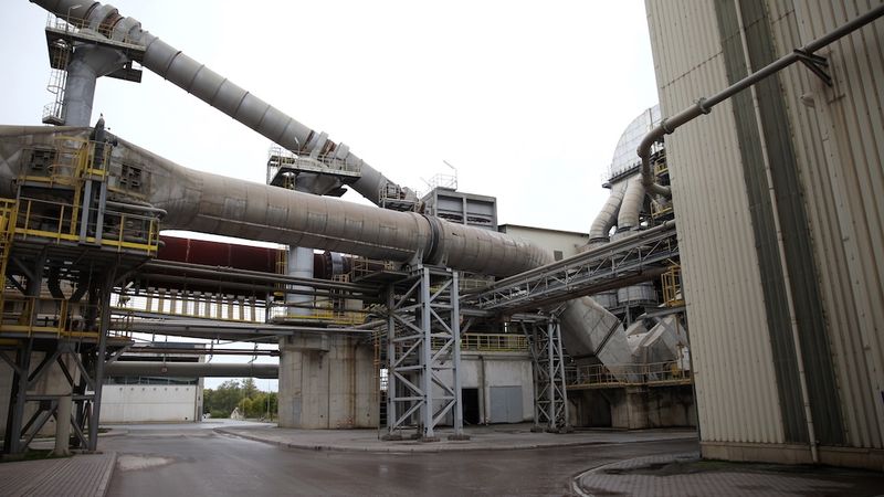 Pēc īpašnieku maiņas veiktas izmaiņas arī Schwenk Latvija vadībā