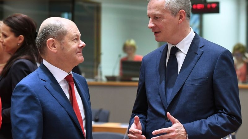 Virzās uz eirozonas budžetu