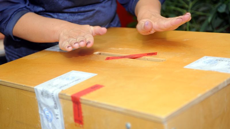 Referendumu ierosinātājiem līdz 2015. gadam būs jasavāc 50 tūkst. parakstu