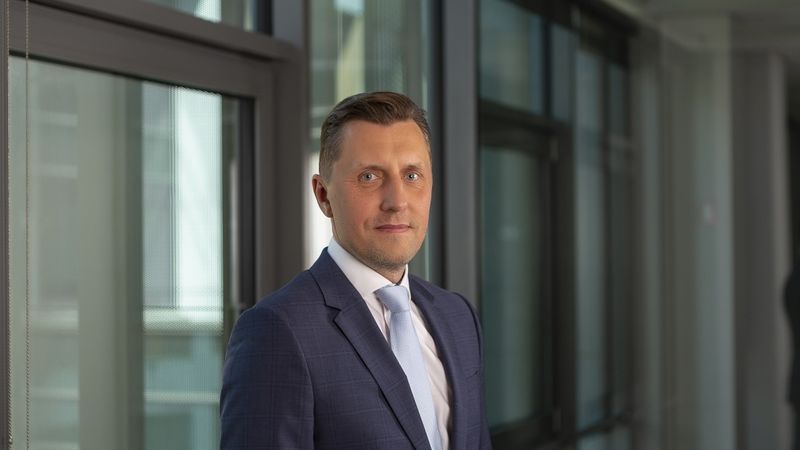 Pasaules finanšu tirgi un mūsu pensiju uzkrājumi divu karu ēnā