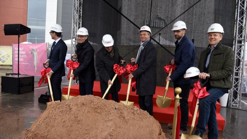 FOTO: Tirdzniecības parka Alfa paplašināšanās ceremonija