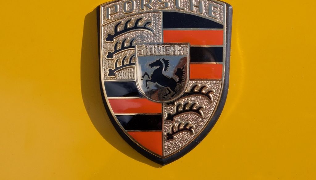 Porsche brīdina darbiniekus par jauniem izmaksu samazināšanas pasākumiem