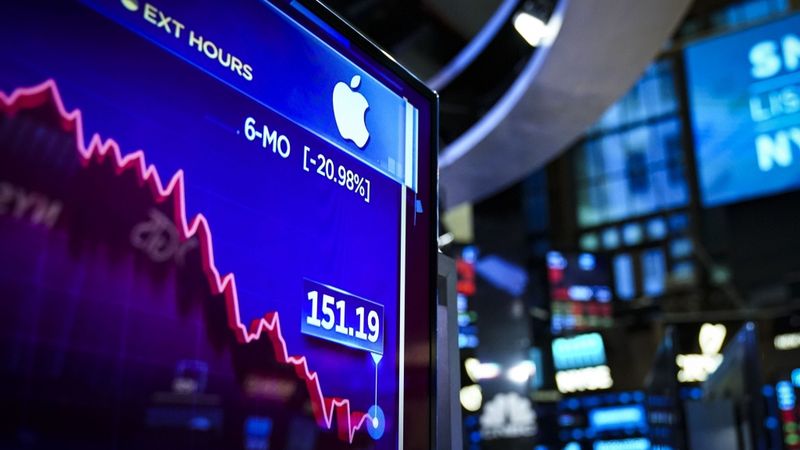 Amazon, Apple, Alphabet un Microsoft sīvā cīņā par vērtīgākā uzņēmuma statusu