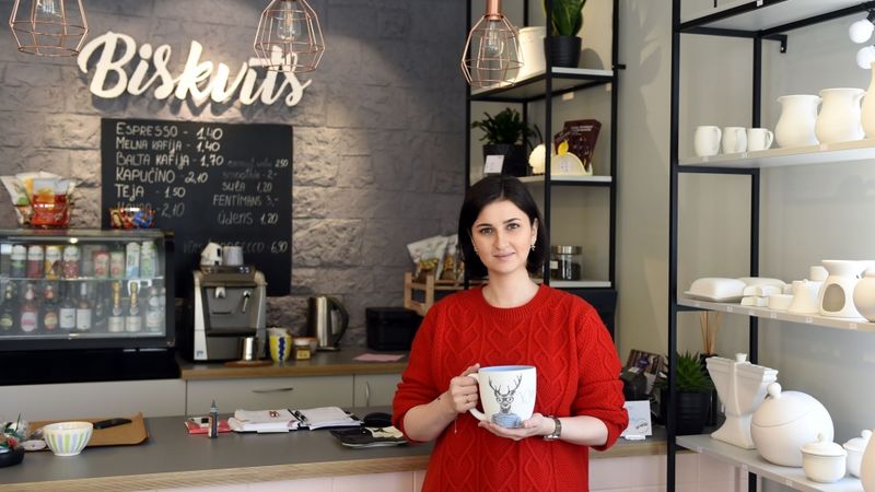 Elīna Suharenko: Mākslas studija nav tikai hobijs, bet arī iespēja nopelnīt