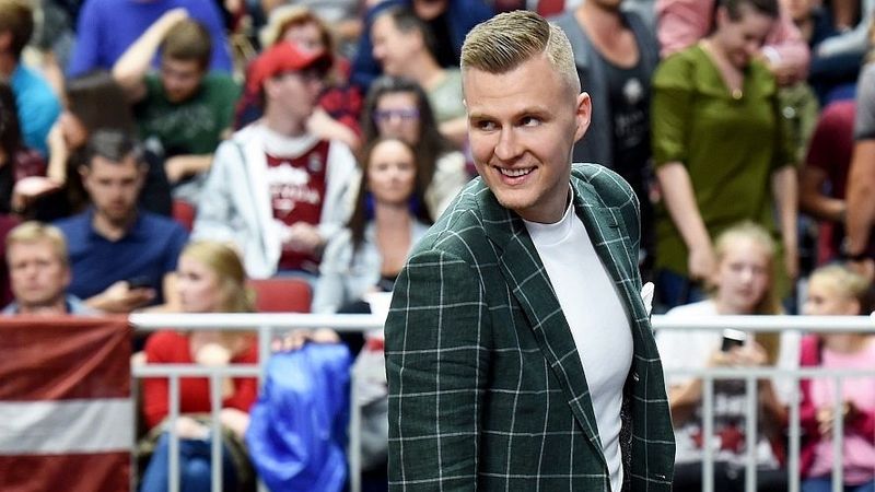 Porziņģis vienojies par visu laiku ienesīgāko līgumu Latvijas sporta vēsturē
