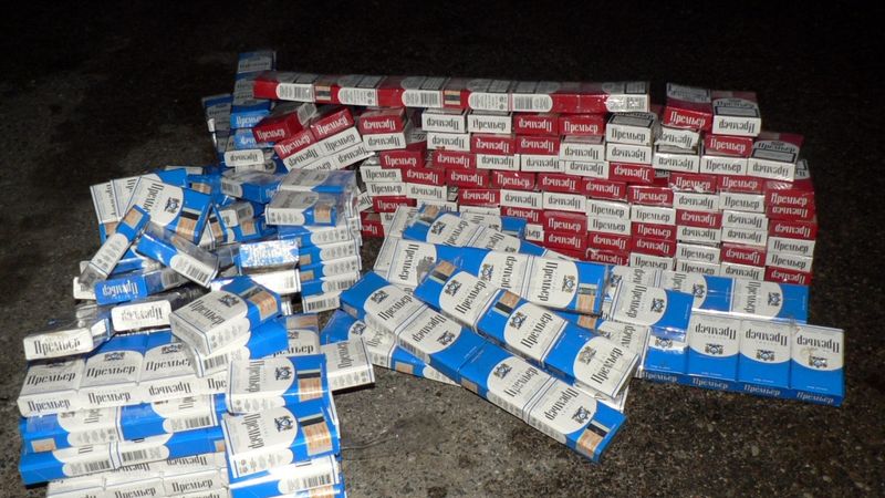 Sešas personas tiesās par kontrabandas cigarešu ievešanu Latvijā
