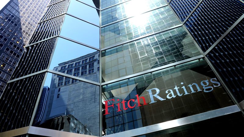 Fitch uzlabojis Latvijas izaugsmes prognozes; Latvija turpina «pārspēt cerības»