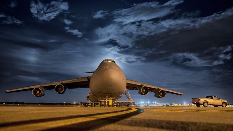 Boeing saņem 200 miljonu dolāru sodu par investoru maldināšanu