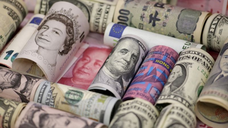 Globālās ekonomikas izaugsme palēnināsies, bet pasaule no recesijas izvairīsies