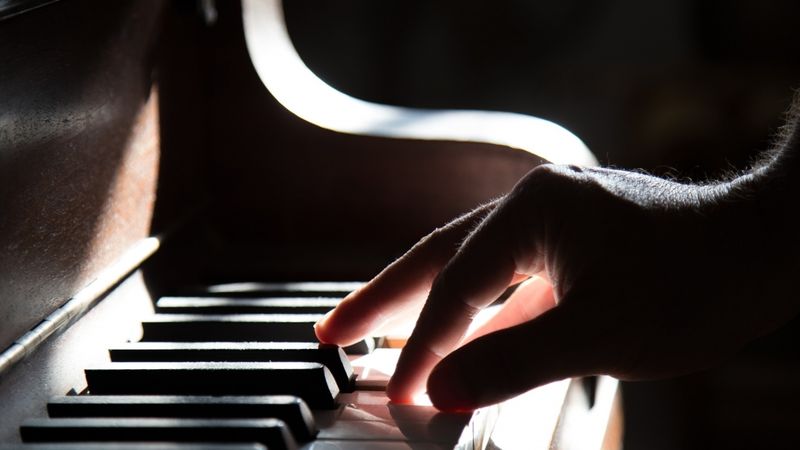 Sešu miljonu eiro atbalsta programma mākslas nozares uzņēmumiem