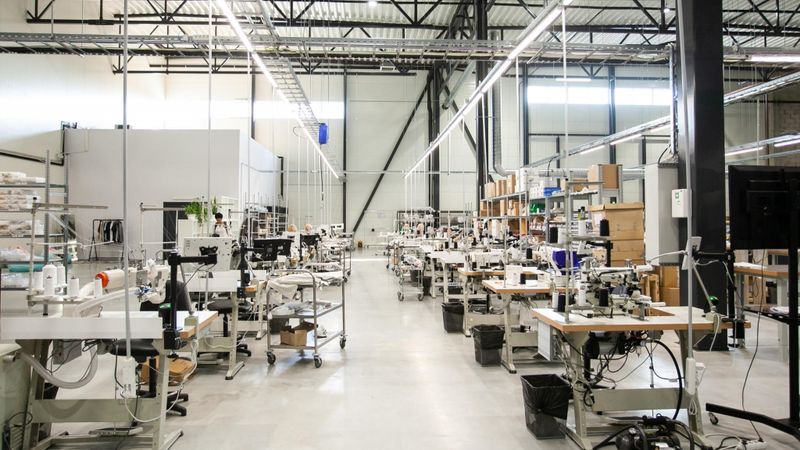 Printful investē 1,8 miljonus eiro jaunas ražotnes izveidē