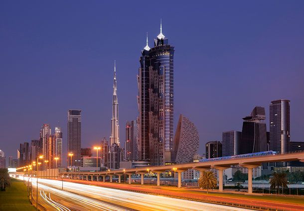 Dubaijā atklāj augstāko viesnīcu pasaulē