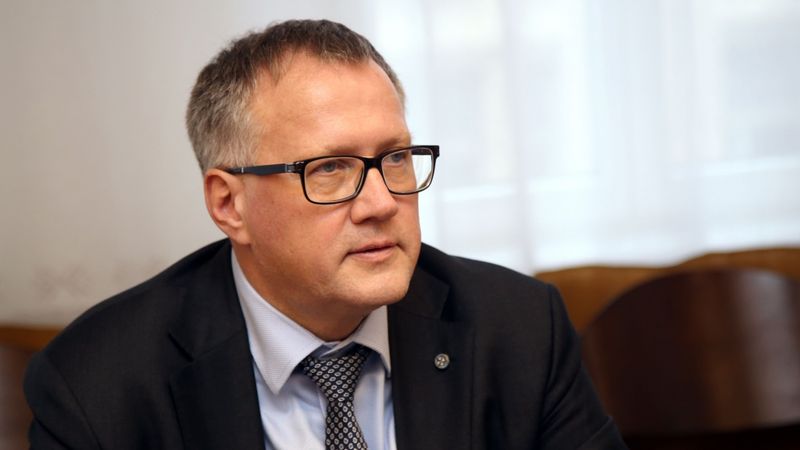 Ašeradens var aizlaist arī gāzi