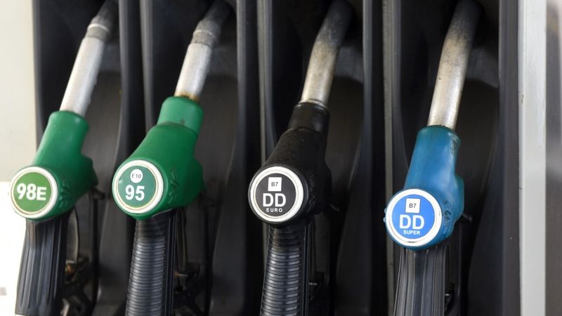 Ievestā benzīna apmērs sarucis par 6,2%, dīzeļdegvielas imports audzis par 7,1%