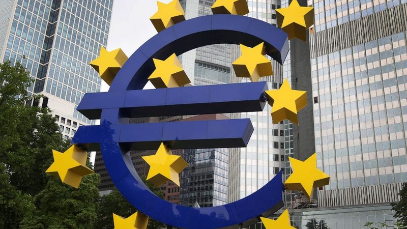 Eurostat: Latvijā pirmajā ceturksnī bijis straujāks valsts parāda kritums nekā ES vidēji