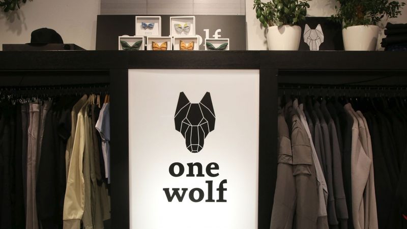 Modes zīmols One Wolf maina biznesa stratēģiju