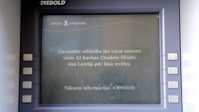 Neviens nepērk Krājbankas bankomātus