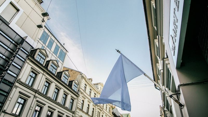 Nekustamā īpašuma attīstītāji pārtrauc balto karogu akciju