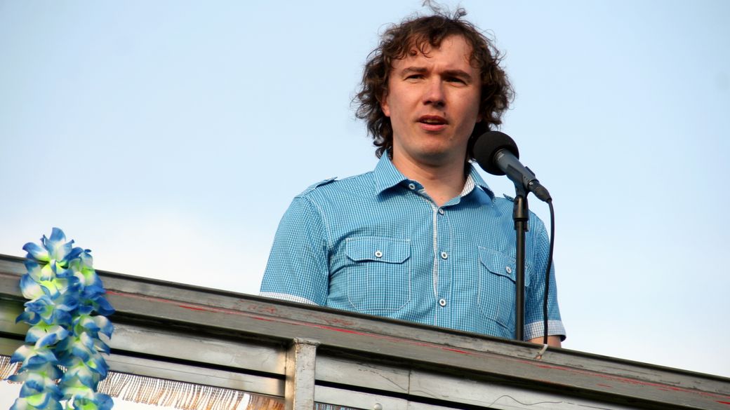 Dūle, Gustavo un Čivželis dibina savu partiju