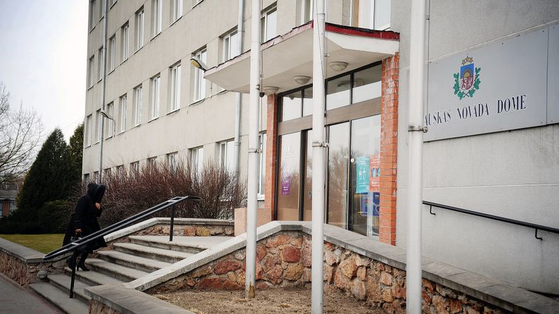 Bauskas novada dome saimnieko ievērojami pāri saviem līdzekļiem