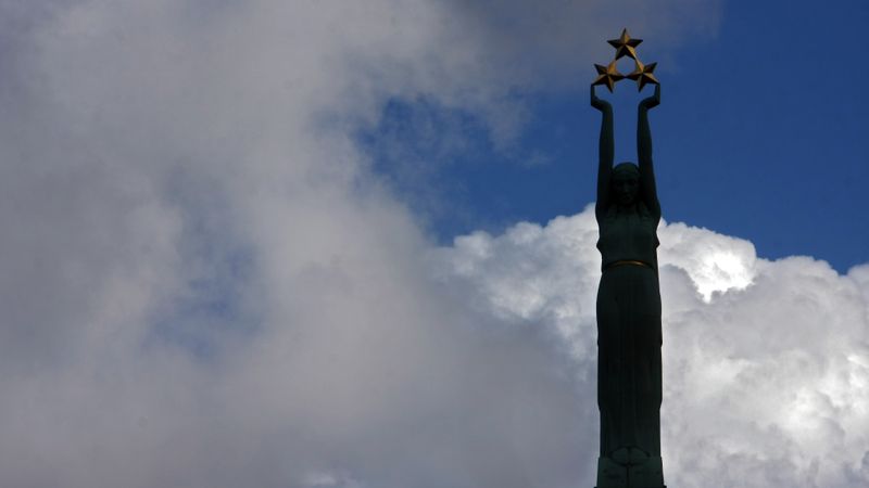 Papildināta - Ekonomiste: Doing Business slavējošais Latvijas vērtējums daudzos gadījumos utopisks