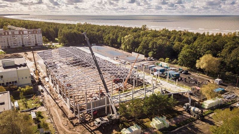 FOTO: Liepājas tenisa halles būvniecība jau pusceļā