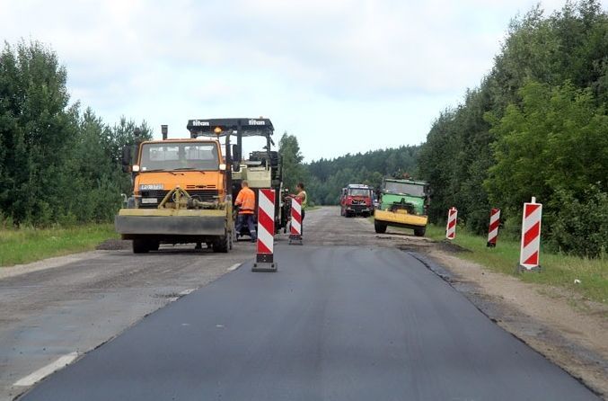 Atjauno segumu uz Kalnciema ceļa