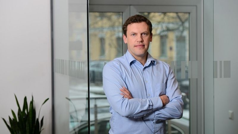 EY: būtiskākie riski uzņēmējiem: ģeopolitika, piegādes ķēžu traucējumi un kiberuzbrukumi
