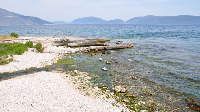 Glābjoties no krīzes, grieķi grasās pārdot savas salas