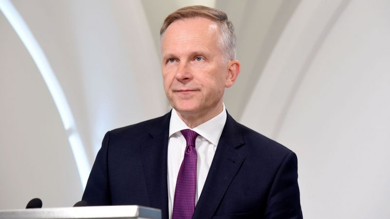 Rimšēviča un Martinsona krimināllietā pirmā tiesas sēde notiks novembra sākumā