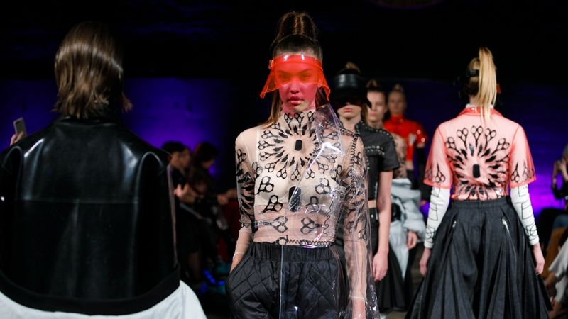 Sākusies Riga Fashion Week: Latvijas modes māksliniekiem ir potenciāls