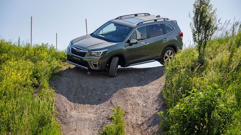 Subaru Forester maina saturu, bet nemaina mērķus