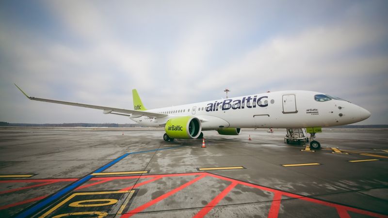 airBaltic saņēmusi astoto CS300 lidmašīnu