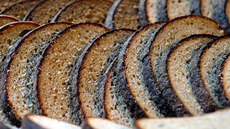 Iļģuciema maiznīcai konditorejai jauns īpašnieks un nosaukums
