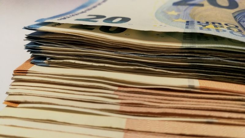 Aicina veidot Eiropas finanšu policiju