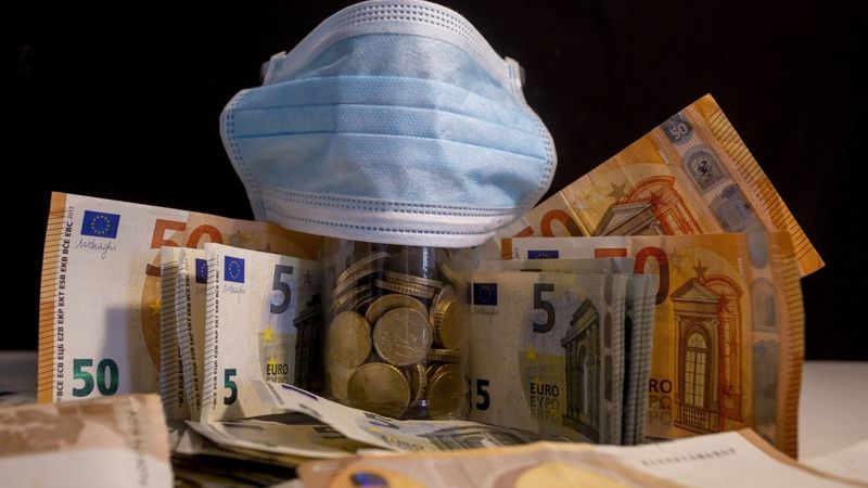 Covid-19 krīzes mazināšanai valsts izmaksājusi 3,69 miljardus eiro