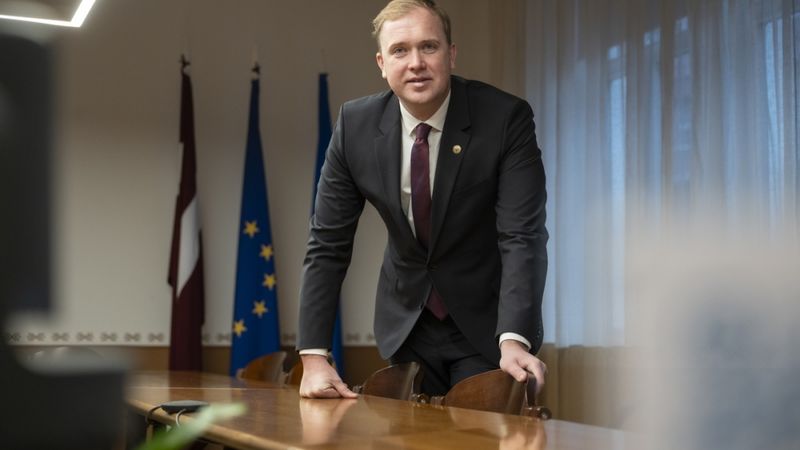 Valainis: Latvija varētu tirgū laist līdz 40 000 tonnu naftas rezervju
