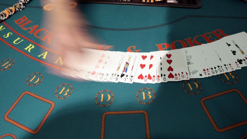 Valdība atbalsta azartspēļu nodokļa celšanu
