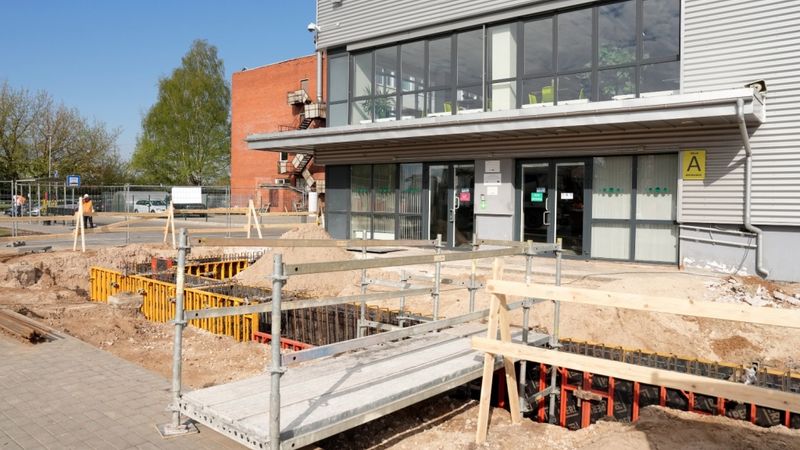 Schneider Electric uzsāk rūpnīcas paplašināšanu