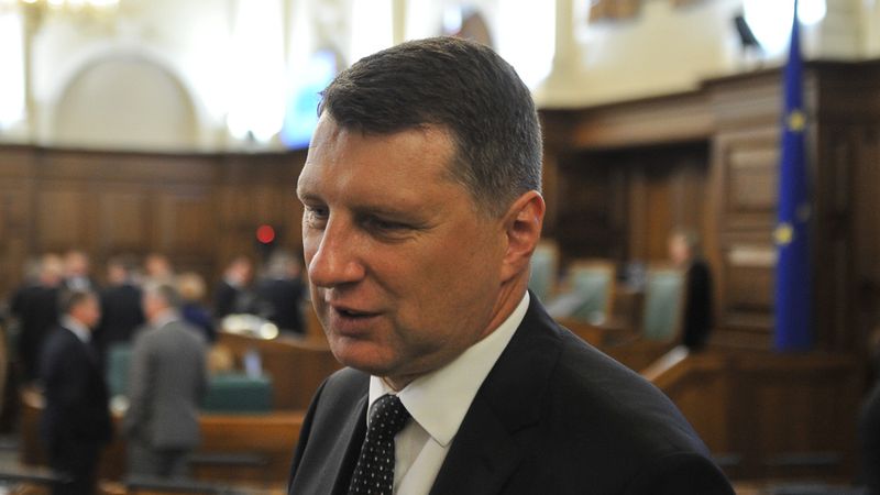 Papildināta  - Valsts prezidenta amatā ievēlēts Raimonds Vējonis