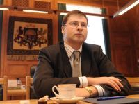 Dombrovskis: Igaunija būs testa gadījums