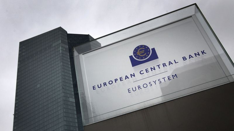Bankas no ECB aizņēmušās 1,3 triljonus eiro