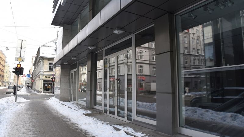 Jāatrod dzinējspēks, kas aptur tukšumu Rīgas centrā