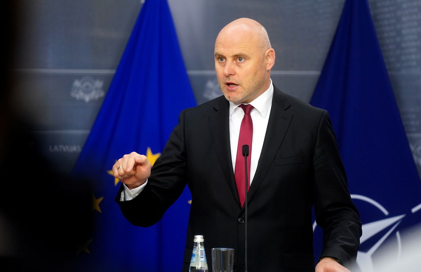 Kulbergs: Eiropa var maksāt par savu drošību ar eiro vai Latvija samaksās ar cilvēkiem