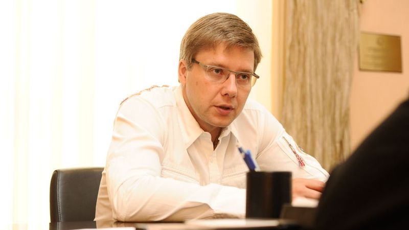 Ušakovs uzskaita mīnusus sankcijām pret Krieviju
