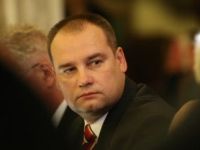 Daudze: pārāk lielai varai nonākot viena vai dažu cilvēku rokās, var tikt pieļautas liktenīgas kļūdas
