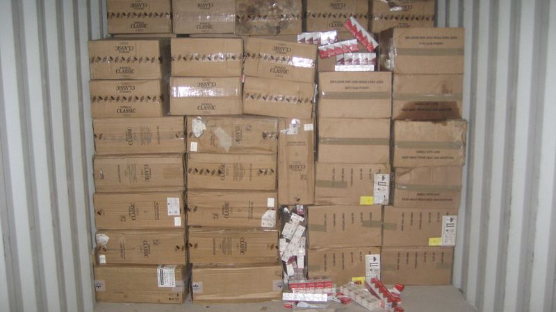 Aiz sausā piena slēpj 5,7 miljonus kontrabandas cigarešu