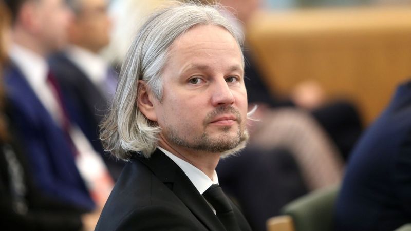 Starp Latvijas Bankas prezidenta amatam kandidātiem min arī Swedbank vadītāju Rubeni un Šteinbuku